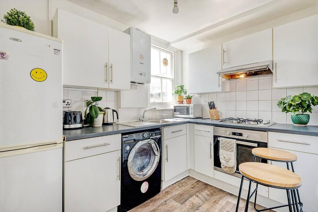 Apartamento 3 Bed Flat Near Chelsea Londres